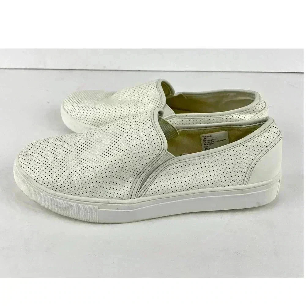 White Perforated Slip On Casual Shoes Sz 10 B Magellan Outdoors Women's - Picture 8 of 9